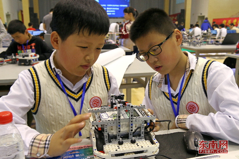 iis服務(wù)器網(wǎng)頁編輯_一千多和四千多手機(jī)區(qū)別大揭秘，內(nèi)行人點明關(guān)鍵，別踩坑！