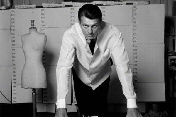 什么樣的項(xiàng)目屬于涉密項(xiàng)目_AI智能體與App的博弈：未來數(shù)字生態(tài)主導(dǎo)權(quán)之爭