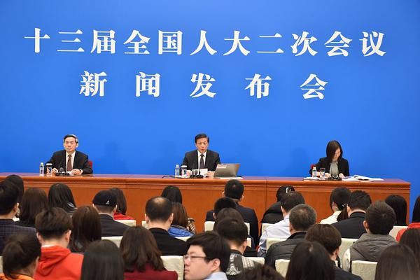 畢業(yè)論文淺析企業(yè)網(wǎng)站推廣方法怎么寫_檀健次發(fā)布星光大賞個人海報