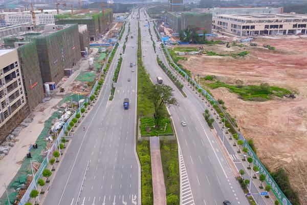 除了打開危險報警閃光燈還應(yīng)怎么辦_全釋硬科技丨輕舟飛船首次亮相 中國空間站將迎來“商業(yè)化貨運(yùn)”時代