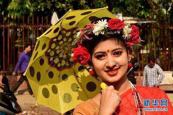 專家:美涉臺措辭層面更趨強硬 戰(zhàn)略姿態(tài)卻更為謹(jǐn)慎