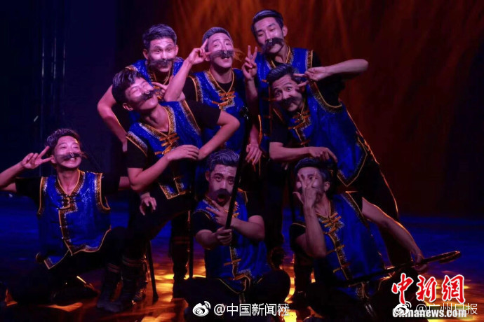 怎么舉報(bào)朋友圈反國(guó)家言論的人_前10月部分行業(yè)統(tǒng)計(jì)數(shù)字看上海經(jīng)濟(jì)的韌性與定力