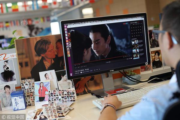 網(wǎng)址跳轉(zhuǎn)中_場均16.1分被質(zhì)疑低迷！美記暗示詹皇轉(zhuǎn)型成功 追夢挺他比喬丹強(qiáng)