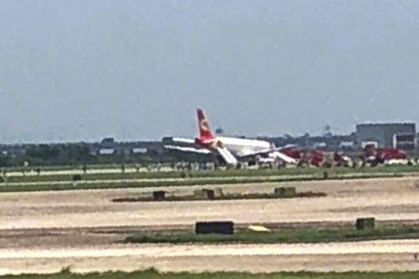 微盟集團(tuán)wai通過國家網(wǎng)信辦備案_房子，已經(jīng)成了許多人的累贅。