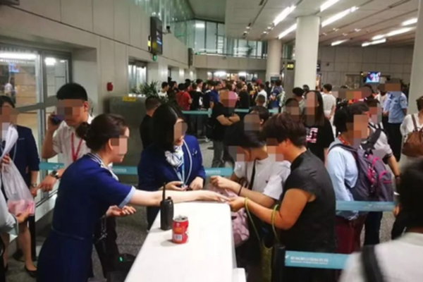 6 萬人涌入賭城 圍觀AWS自研芯片、Nova 模型、AI 工廠全面開火