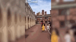 微信賺錢是騙人的嗎_尼克斯橫掃猛龍！豪取10連勝 場(chǎng)均狂勝超16分