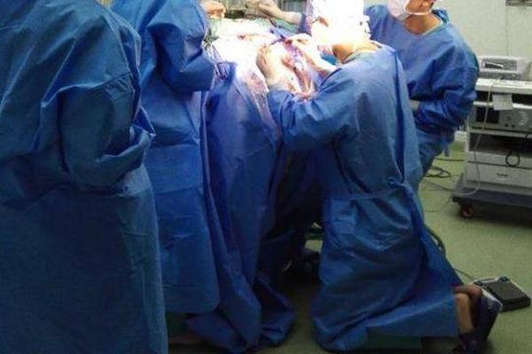 國家數(shù)據(jù)網(wǎng)_馬斯克率先L3 特斯拉FSD支持開車玩手機(jī)