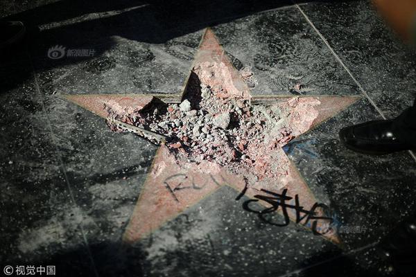 php視頻教程百度網(wǎng)盤_英超：曼聯(lián)客場4-1狼隊升第6 B費(fèi)2射1傳