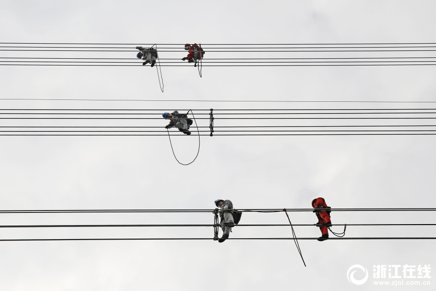 華為防火墻web密碼破解_香港為殉職消防員舉行最高榮譽(yù)喪禮