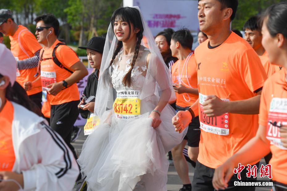 如何使用腳本關(guān)閉高危端口_新世代寶馬iX3長軸距版專為中國市場打造