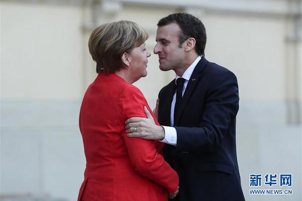 如何用python攻擊網(wǎng)站代碼_IDC預(yù)測(cè)2026年折疊手機(jī)爆發(fā)，上演華為、三星、蘋果“三國(guó)殺”