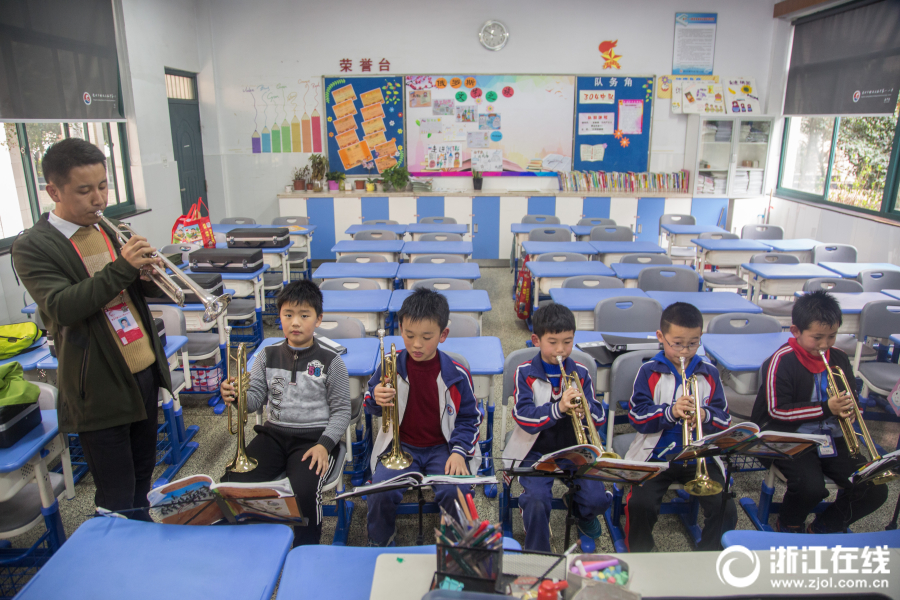 php dompdf 中文亂碼_希臘房租驚爆“白菜價(jià)”：88平米僅10歐元！稅務(wù)機(jī)構(gòu)震驚嚴(yán)查