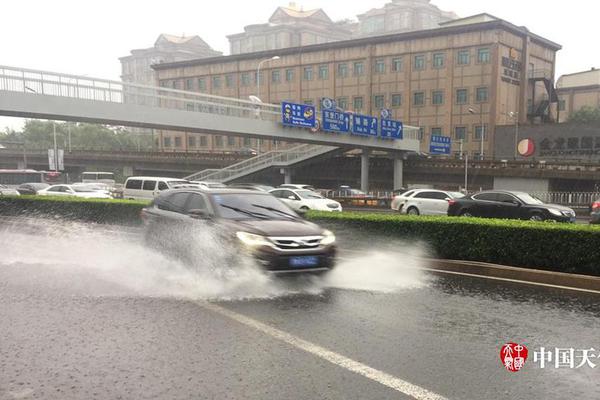 留號(hào)碼的廣告網(wǎng)站騷擾_“大字吸睛、小字免責(zé)”，這樣的小把戲該退場(chǎng)了