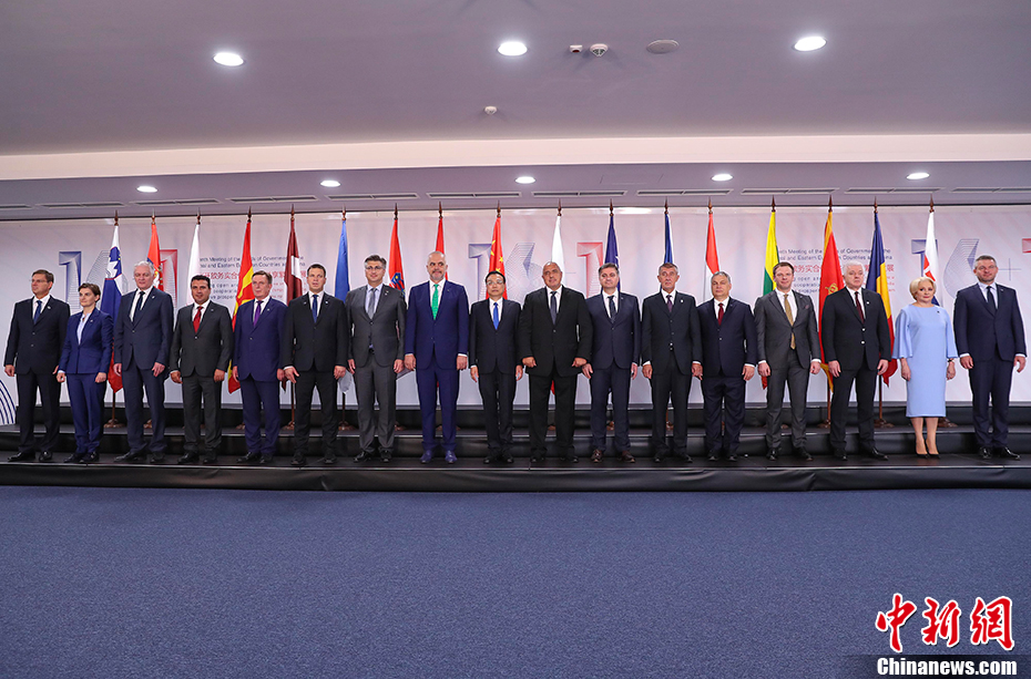 q幣充值被騙微信_(tái)馬斯克警告：AI將讓我們集體“退休”，在火星上生活要比想象中更殘酷