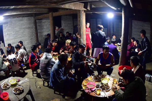 男子灌面湯殺妻 曾揚(yáng)言不結(jié)婚就殺全家