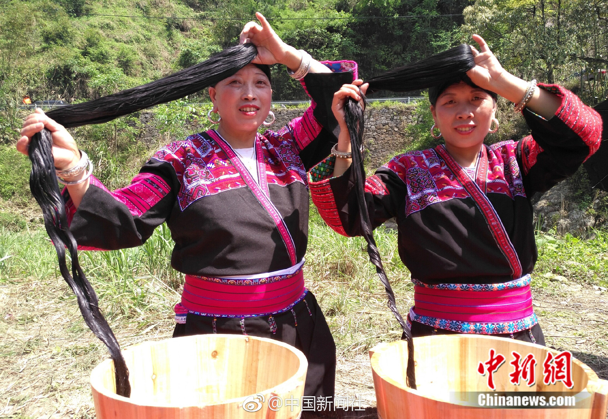 網(wǎng)絡(luò)投票形式主義的產(chǎn)生與治理_梓渝兌現(xiàn)勇敢走向你們的承諾 你期待巡演嗎？