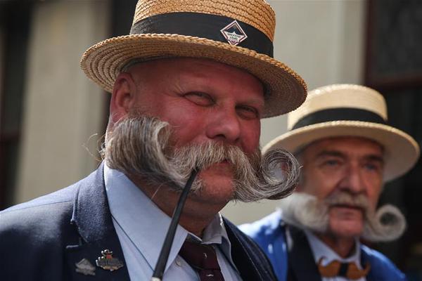 日產(chǎn)最好的釣魚鉤有多少種類_萬(wàn)億產(chǎn)業(yè)南北聯(lián)動(dòng) 透視北京醫(yī)藥健康產(chǎn)業(yè)創(chuàng)新密碼