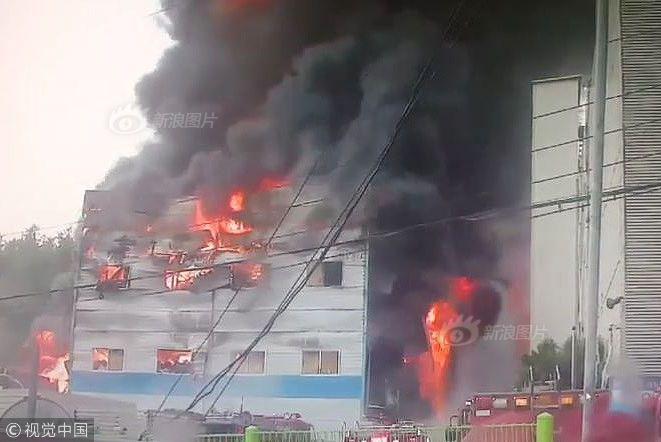 信息課cmd命令入侵別人電腦_朱老六控股股東家族成員減持：擴產后遭遇量價齊跌 盈利能力連續(xù)下滑