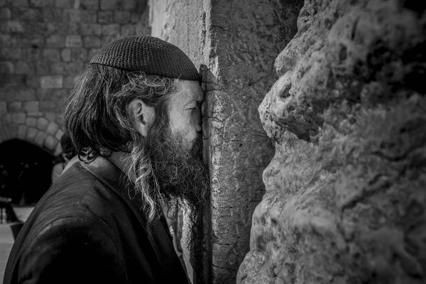 亞馬遜一個店鋪可以開通幾個站點_股價4年跌去60%,仍一股不賣!投資大佬力挺片仔癀