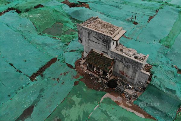 【男式雙肩包】32功能區(qū)格，商務(wù)出行方便好用！