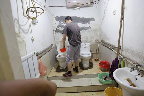 兼職賺錢(qián)app排行榜前十名_市場(chǎng)對(duì)AI投入漸生疲態(tài) 蘋(píng)果AI步伐放緩反成優(yōu)勢(shì)