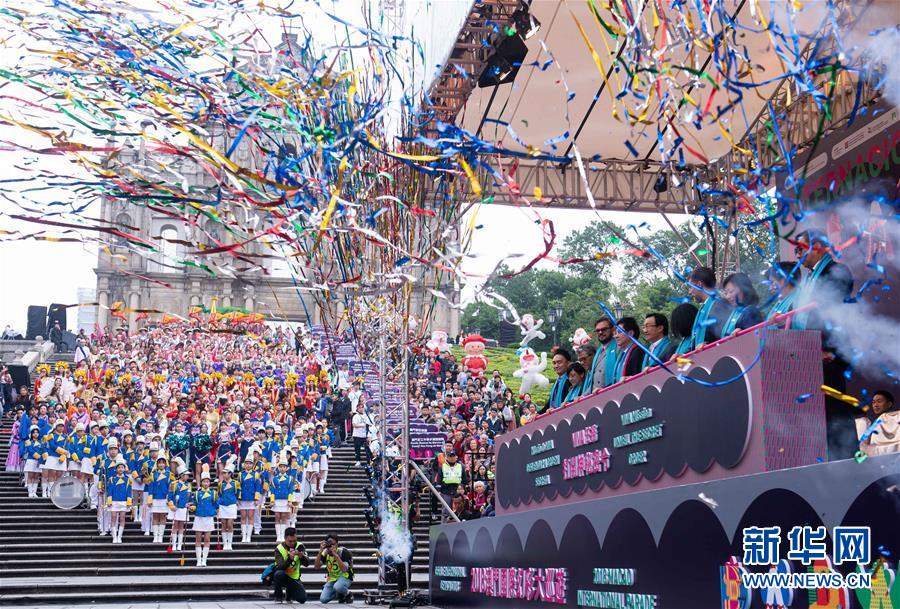 40張海邊撒野照片，真是太有創(chuàng)意了！