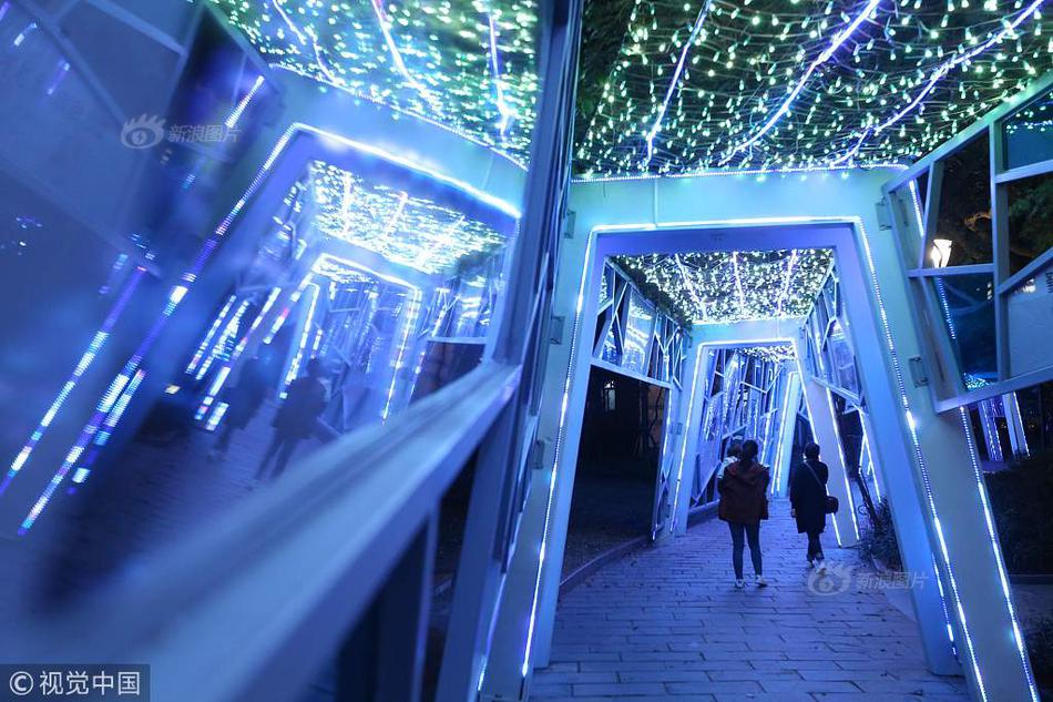 有哪個網(wǎng)站_委內瑞拉出動3架F-16戰(zhàn)機攔截