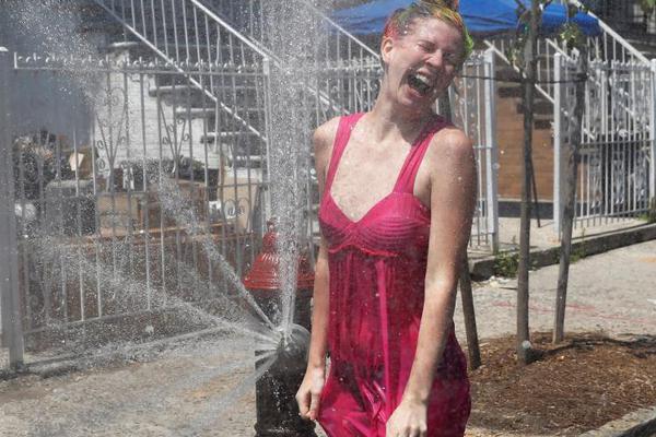 免費(fèi)的外文文獻(xiàn)怎么找_凱文·杰羅姆·艾弗森的紀(jì)實(shí)影像