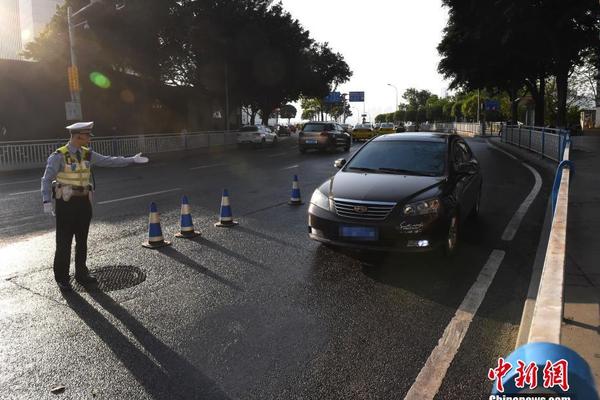 推薦一些適合瀏覽的網(wǎng)站_三折疊巔峰對決 三星能否終結華為無盡的寂寞