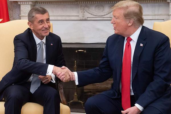 美批準向中國出售英偉達H200人工智能芯片 中方回應(yīng)