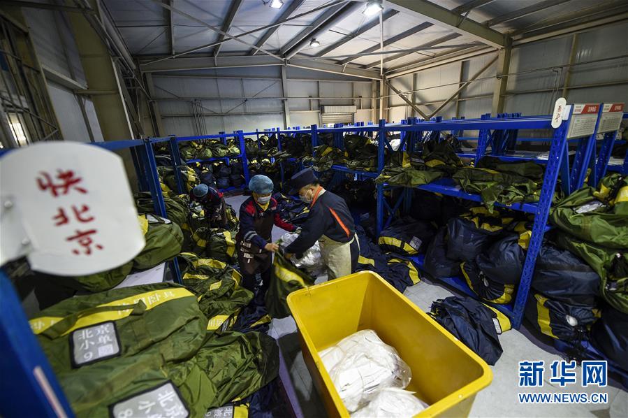 中央網(wǎng)信辦舉報(bào)中心電話_布洛芬被指使用不慎可能致死，孩子發(fā)燒還能吃退燒藥嗎？