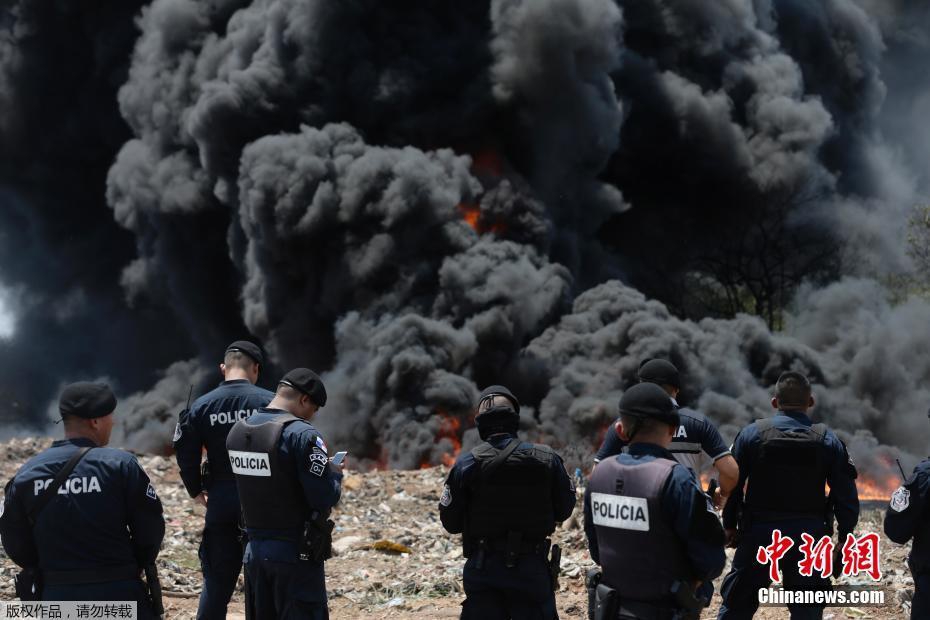 staf官網(wǎng)_打印微信作業(yè)咋成了家長(zhǎng)負(fù)擔(dān)