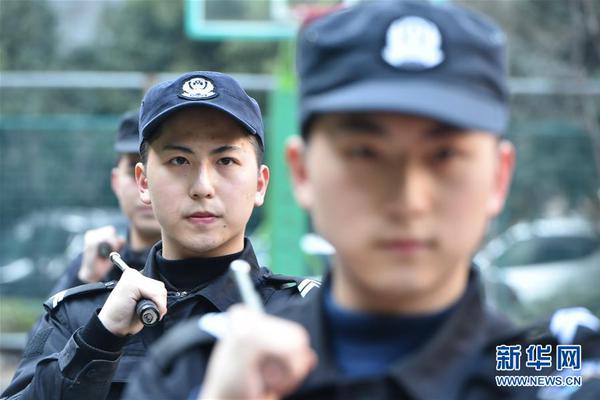 牢牢把握內(nèi)需戰(zhàn)略基點(diǎn) 建設(shè)強(qiáng)大國(guó)內(nèi)市場(chǎng)