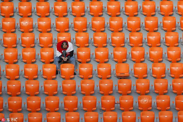 thinkphp6開發(fā)文檔_夸克AI眼鏡現(xiàn)貨被最高炒到5000元，官方：正緊急增產(chǎn)備貨