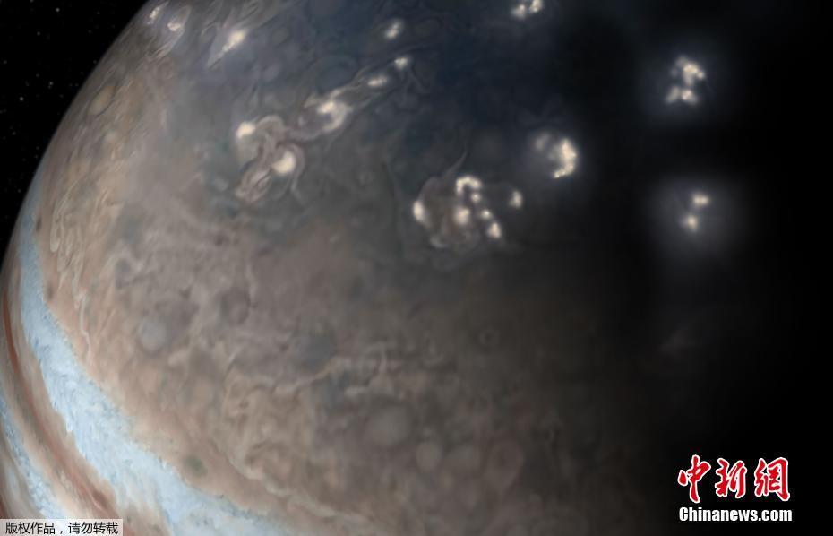 蘋果手機真能被引爆嗎是真的嗎_大學(xué)生走進“未來工廠”，探索智能制造新圖景