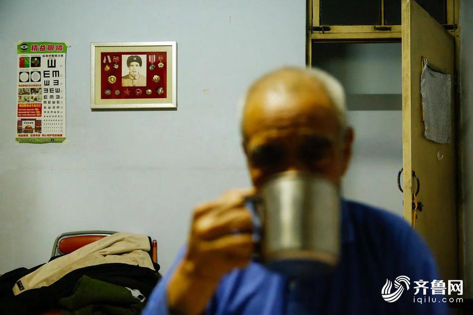 下載破解軟件的網(wǎng)站_福斯延長(zhǎng)賽贏亞巡澳門公開賽