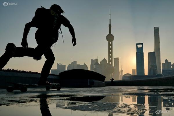 layui后臺(tái)管理系統(tǒng)模板_明年經(jīng)濟(jì)工作怎么干，記住“八個(gè)堅(jiān)持”