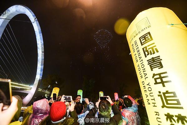 美國軍方：已打撈出在南海墜毀的兩架軍機