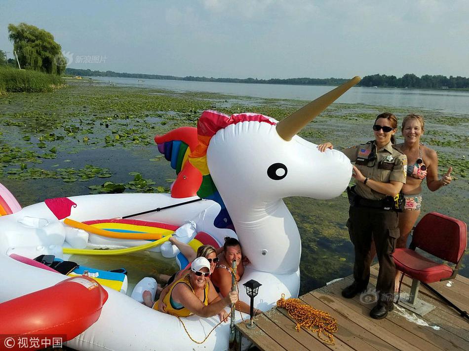 mybatis逆向工程配置_重返意甲第一！普利西奇替補雙響，AC米蘭3-2都靈攻克夢魘之地