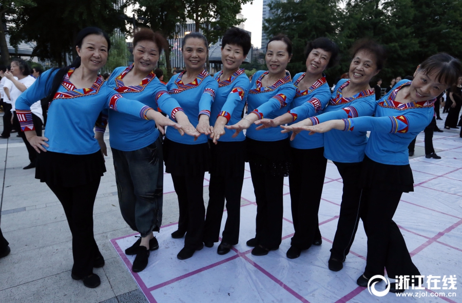 幫協(xié)商網(wǎng)貸逾期的是不是真的_日中關(guān)系學會副會長：高市錯誤言論反噬其執(zhí)政地位！