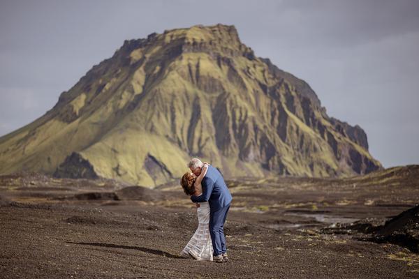 點廣告瀏覽廣告賺錢_網絡謠言偽造公文、虛構政策、抹黑企業(yè)網信公安工信部門堅決整治