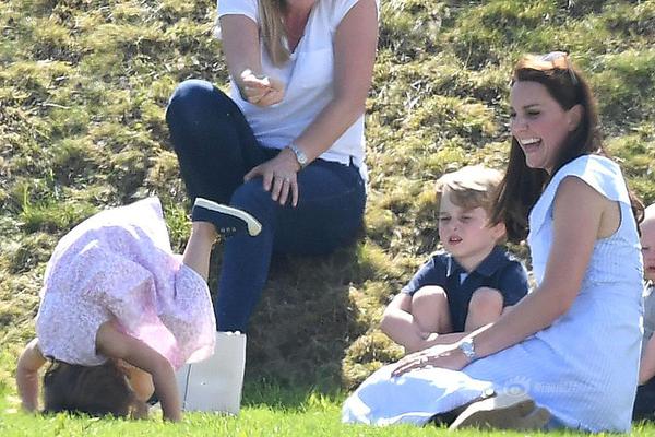 從“五個(gè)必須”讀懂明年經(jīng)濟(jì)怎么干