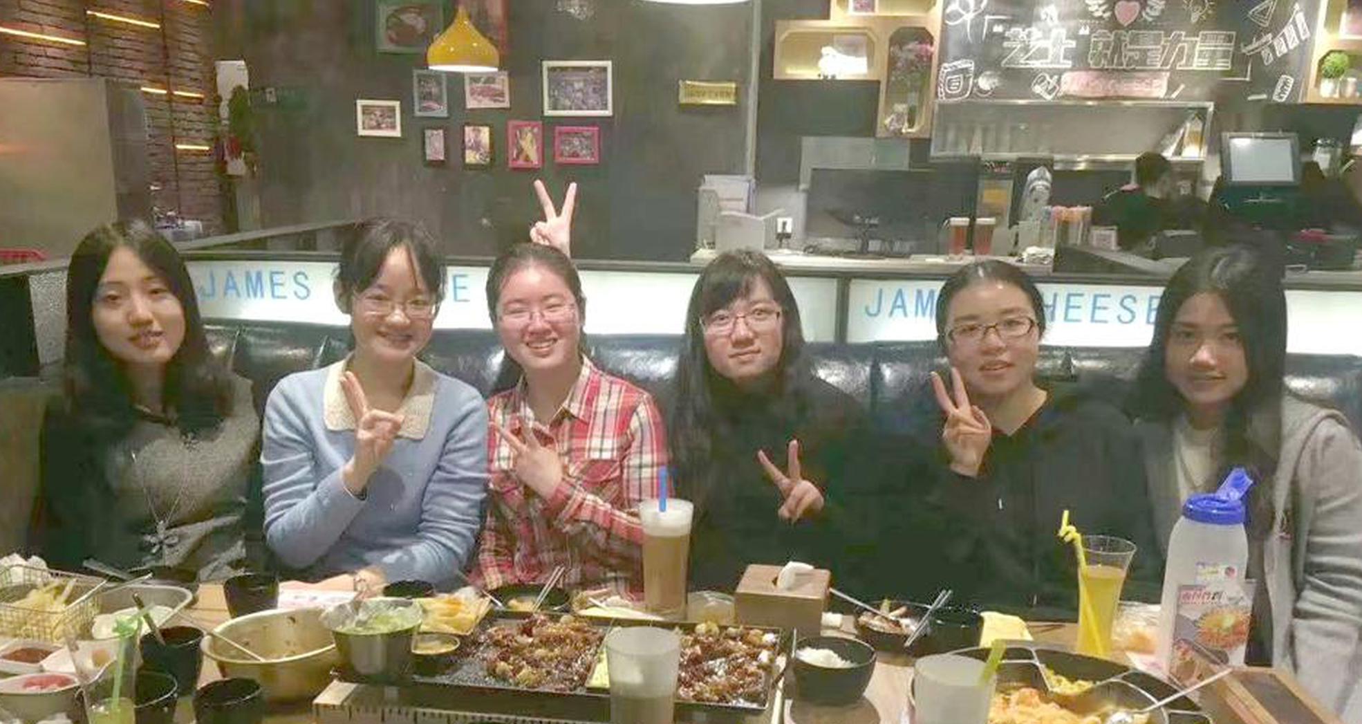 哪些網(wǎng)站可以兼職賺錢_從“無人”造車看中國產(chǎn)業(yè)“進化論”