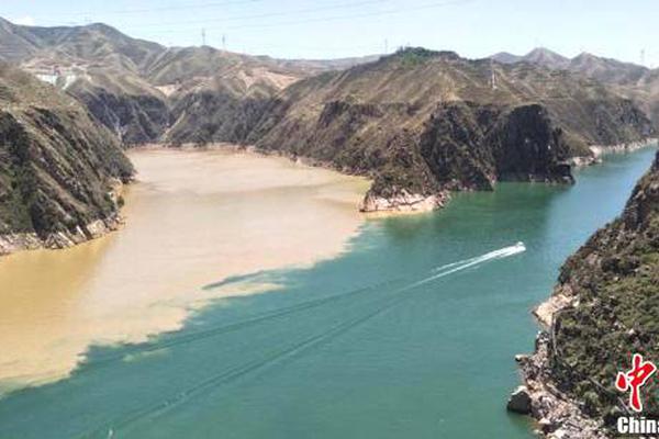 二類電商_香港特區(qū)第八屆立法會選舉結(jié)果出爐 90人當(dāng)選議員