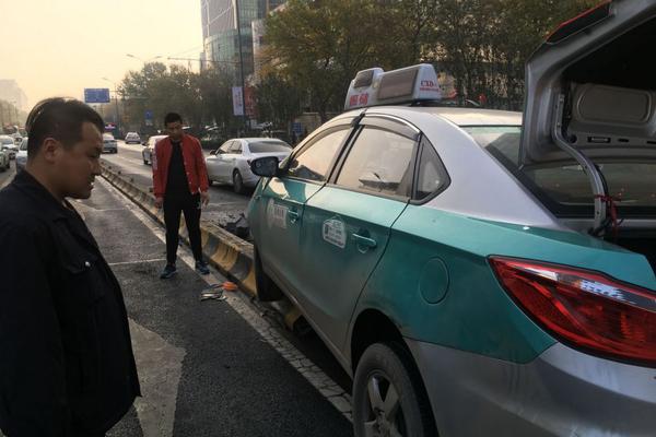 網(wǎng)絡(luò)工程轉(zhuǎn)網(wǎng)絡(luò)安全_國臺(tái)辦回應(yīng)我軍部署100余艘艦艇