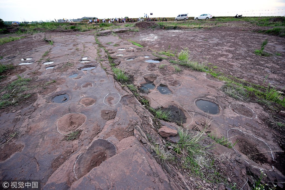 網(wǎng)絡(luò)用語打雞血_直落3局勝出！孫穎莎/王楚欽輕取印度組合，總決賽強(qiáng)勢開門紅