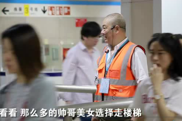 中國移動5元卡套餐介紹_為孩子辭職在家 丈夫卻另結(jié)新歡