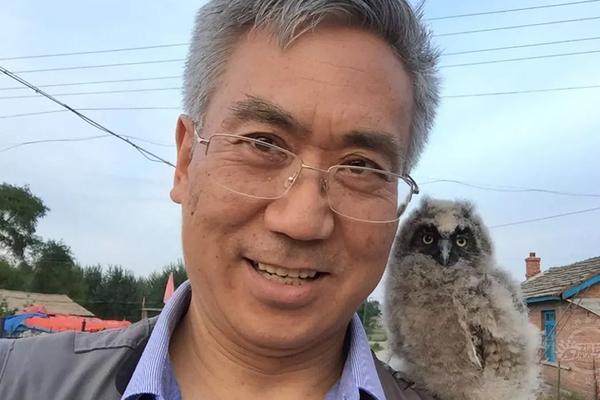 中國移動5元卡套餐介紹_為孩子辭職在家 丈夫卻另結(jié)新歡