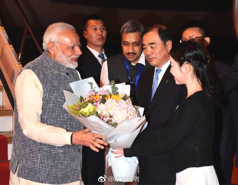 自制bat木馬病毒代碼_白銀價格再創(chuàng)歷史新高，今年漲幅超90%跑贏黃金