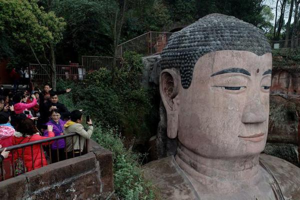 intouch2014r2sp1安裝教程_“大主母”成短劇圈新晉爆款人設(shè)